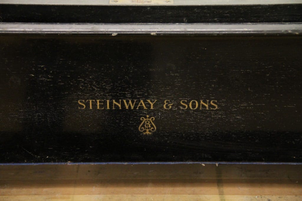 Steinway & Sons B — photo 2 sur 4