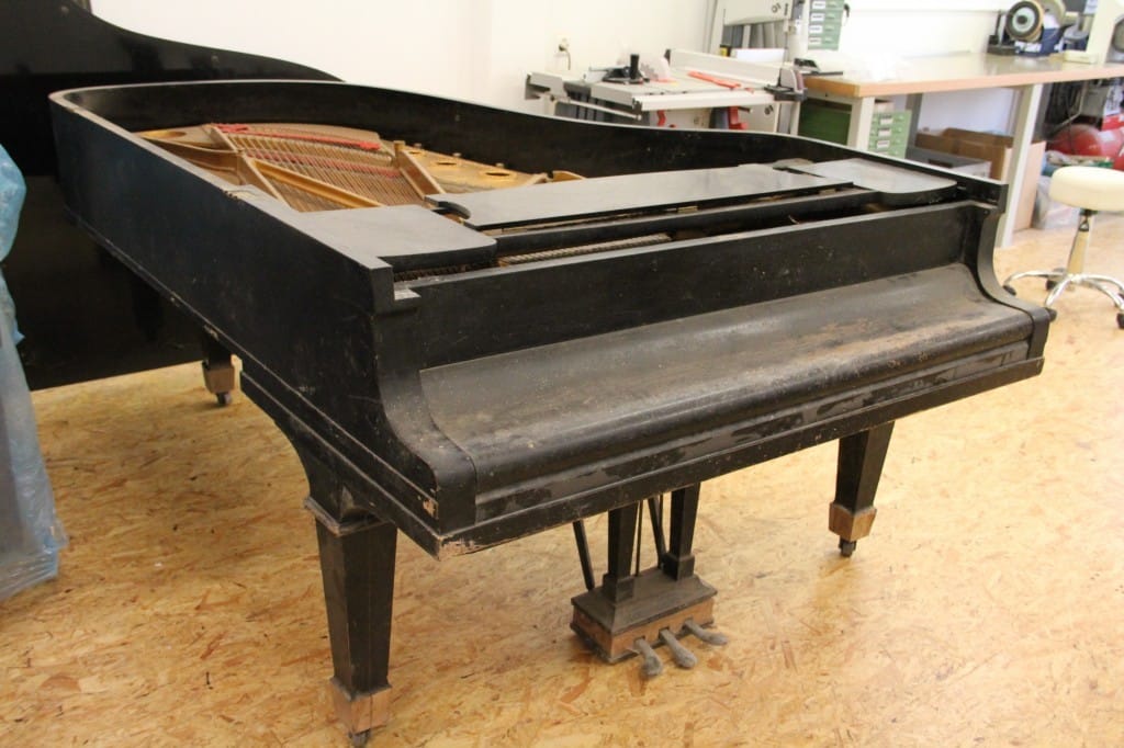 Avant : Steinway & Sons B 1920 — demi-queue — photo 2 sur 4