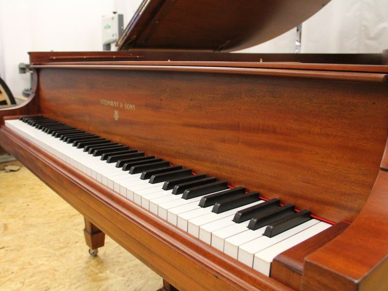Steinway & Sons O — photo 1 sur 5